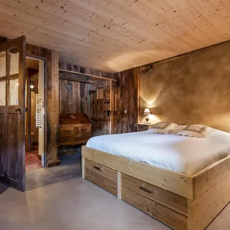 Chalet Meme Dans Les Orties *