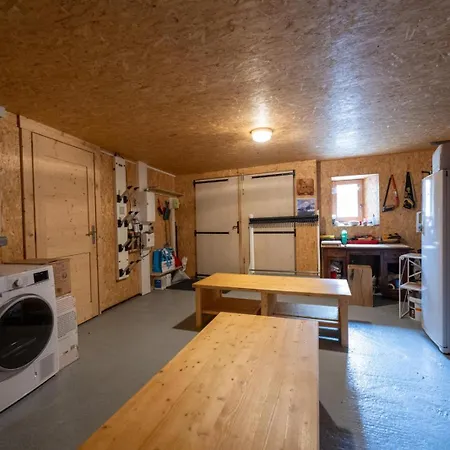 Meme Dans Les Orties Chalet *
